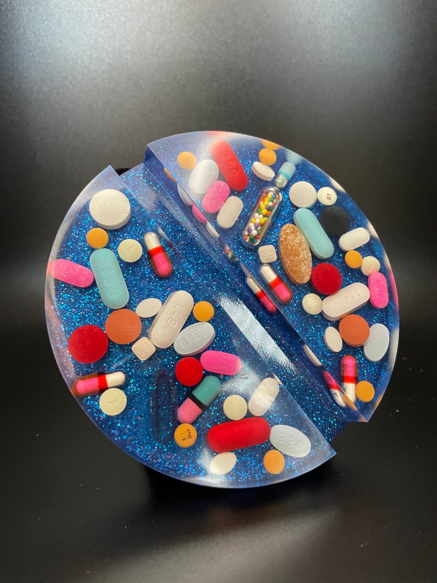 Round Resin Medicine Business Card Holder