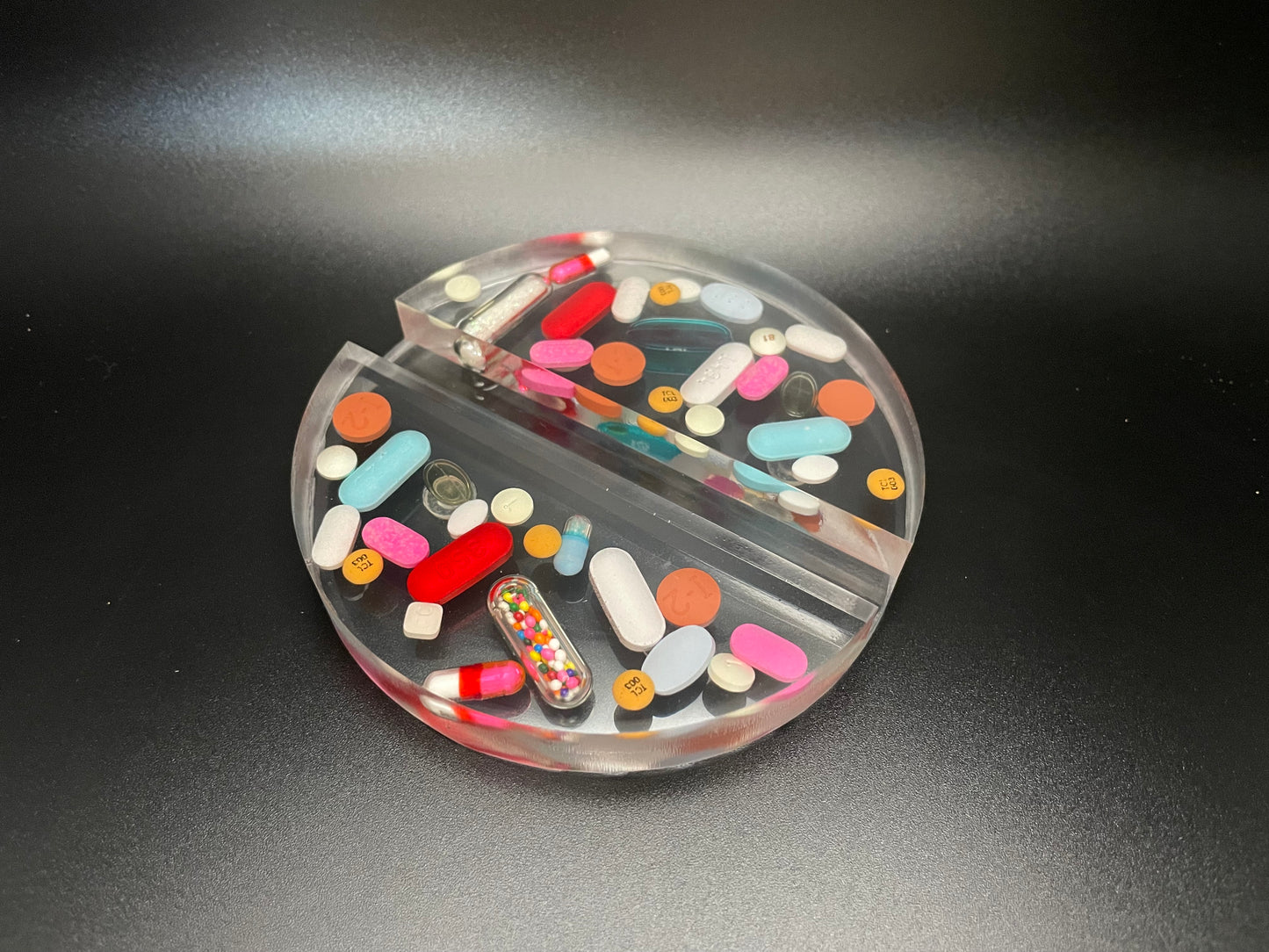 Round Resin Medicine Business Card Holder