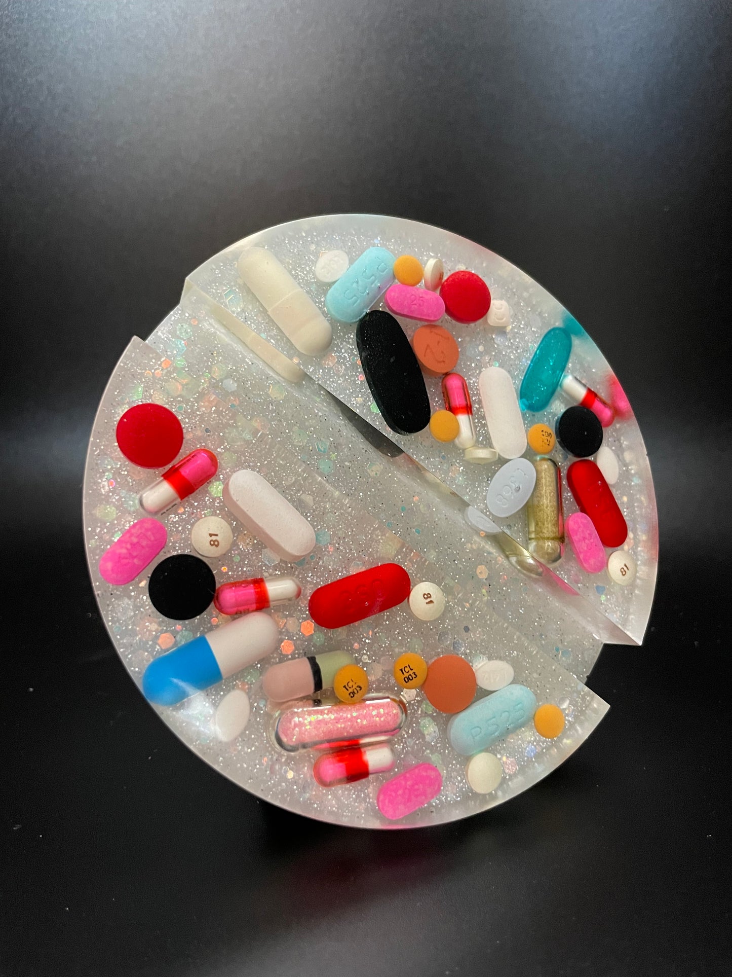 Round Resin Medicine Business Card Holder