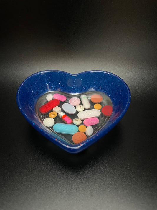 Heart-Shaped Resin Medicine Trinket Bowl
