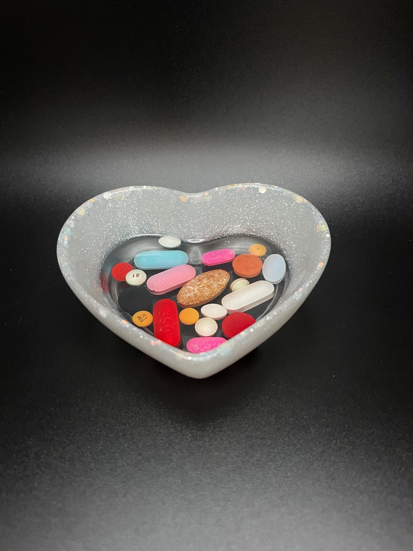 Heart-Shaped Resin Medicine Trinket Bowl