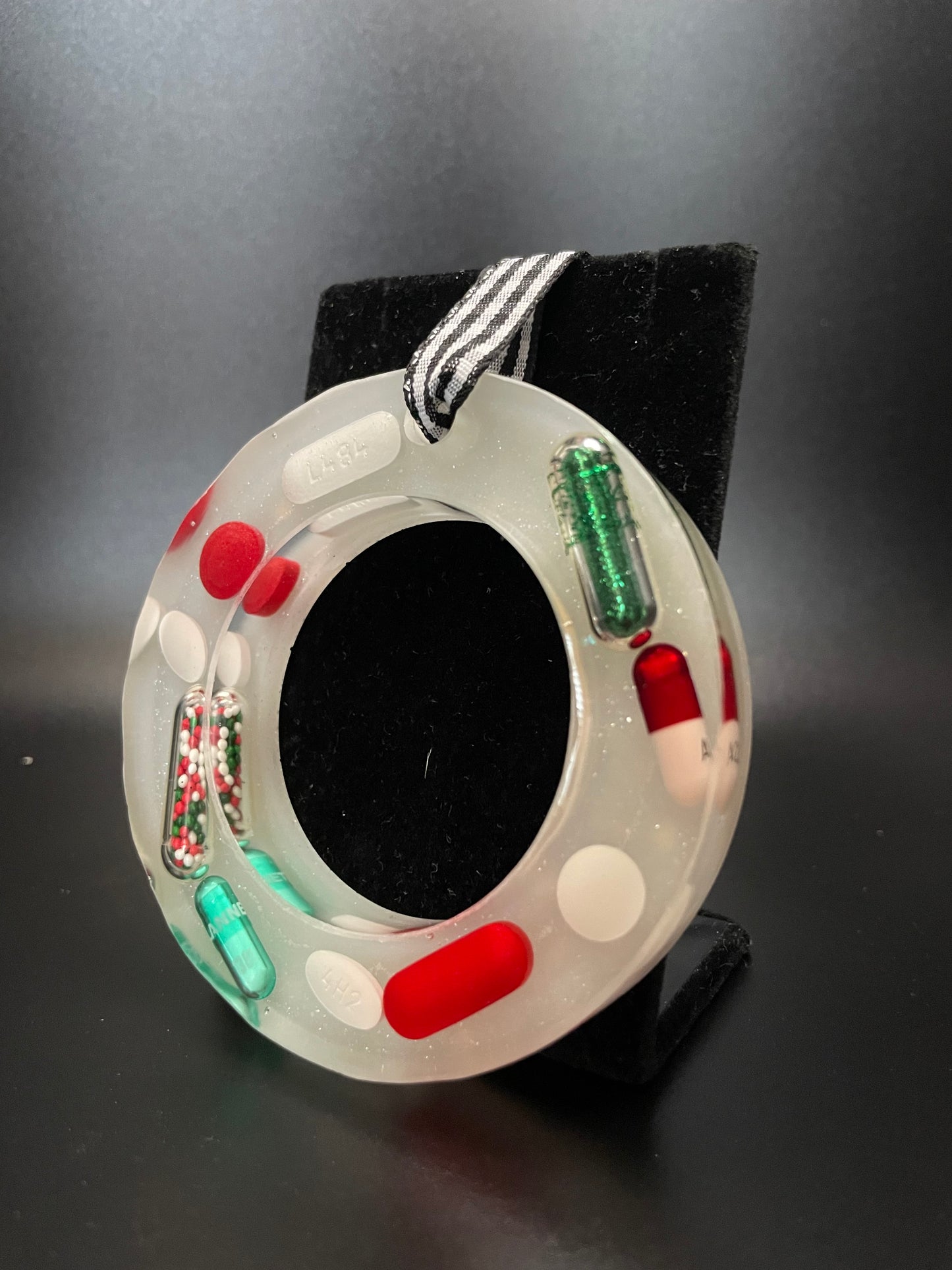 Christmas Wreath Resin Medicine Ornament